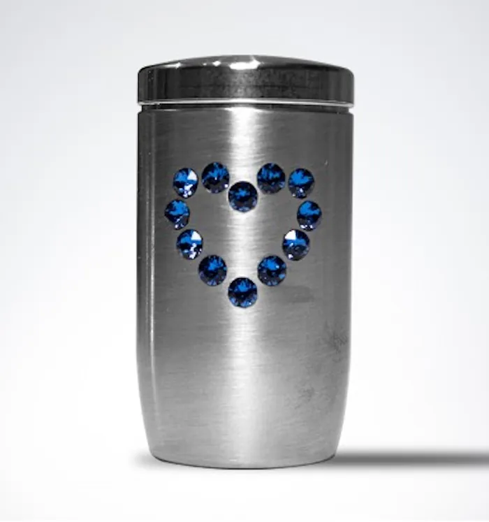 Blaue Urne mit Herz